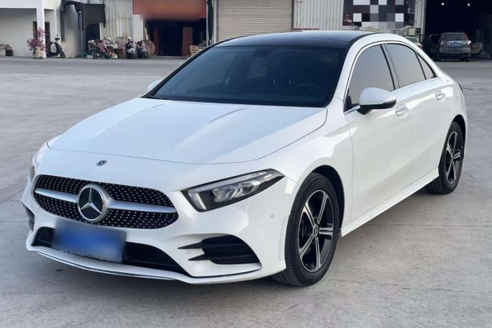 Used Mercedes-Benz A-Class 2022 Second Facelift A 200 L Sport Sedan Fashion Version Exterior 1