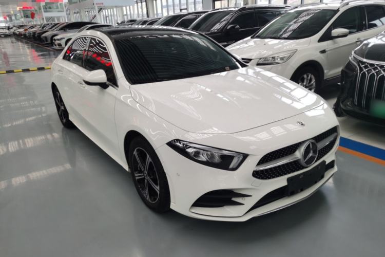 Used Mercedes-Benz A-Class 2022 Revised Version A 200 L Sport Sedan Fashionable Style Exterior 1