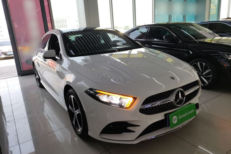 Used Mercedes-Benz A-Class 2022 Revised Version A 200 L Sport Sedan Fashionable Style Exterior 1