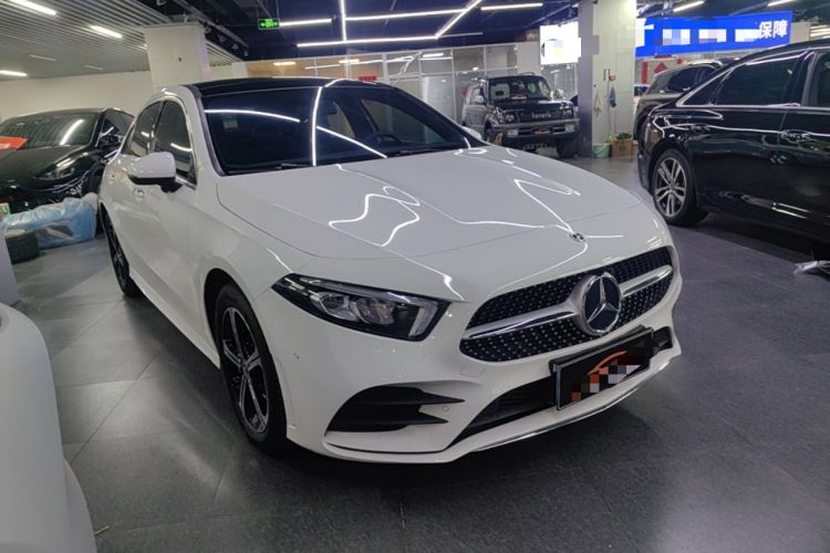 Used Mercedes-Benz A-Class 2022 Second Facelift A 200 L Sport Sedan Fashion Version Exterior 1