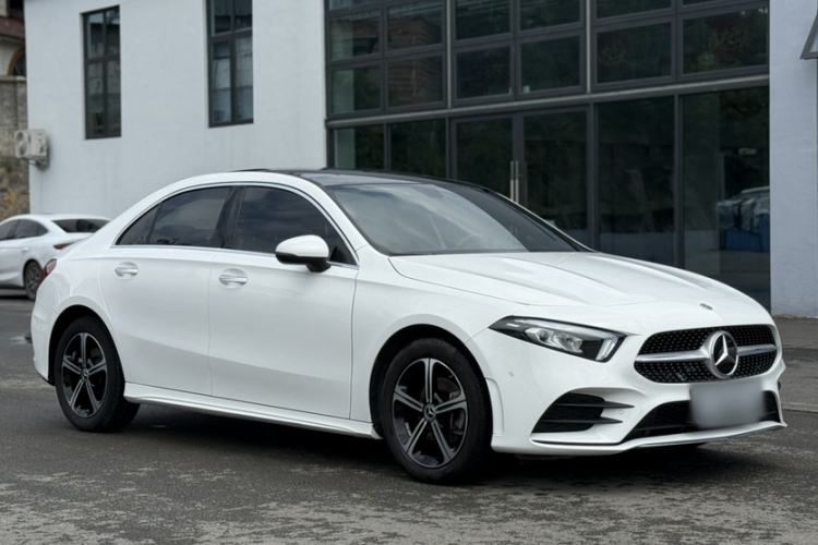 Used Mercedes-Benz A-Class 2022 Revised Version A 200 L Sport Sedan Fashionable Style Exterior 1