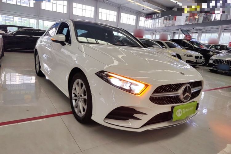 Used Mercedes-Benz A-Class 2022 Restyled A 200 L Sport Sedan Fashion Version Exterior 1