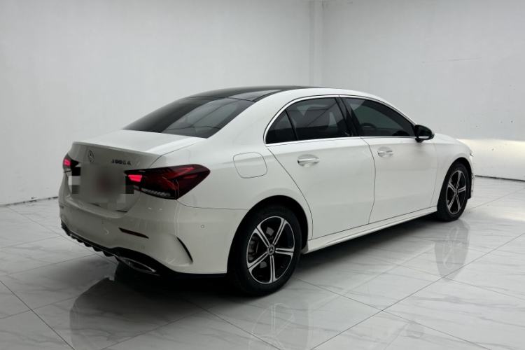 Used Mercedes-Benz A-Class 2022 Revised Version A 200 L Sport Sedan Fashionable Style Exterior 1