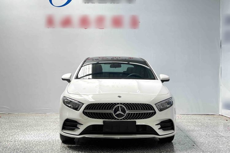 Used Mercedes-Benz A-Class 2022 Second Facelift A 200 L Sport Sedan Fashion Version Exterior 1