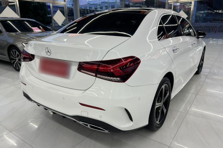 Used Mercedes-Benz A-Class 2022 Revised Version A 200 L Sport Sedan Fashionable Style Exterior 1