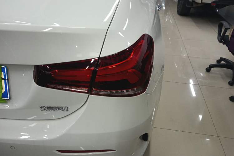 Used Mercedes-Benz A-Class 2022 Restyled A 200 L Sport Sedan Fashion Version Exterior 1