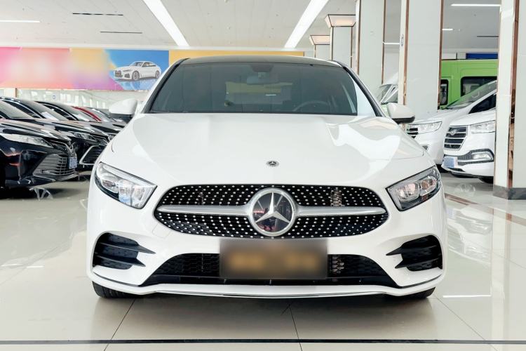 Used Mercedes-Benz A-Class 2022 Restyled A 200 L Sport Sedan Fashion Version Exterior 2