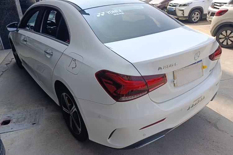 Used Mercedes-Benz A-Class 2022 Restyled A 200 L Sport Sedan Fashion Version Exterior 2