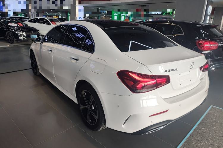 Used Mercedes-Benz A-Class 2022 Revised Version A 200 L Sport Sedan Fashionable Style Exterior 2