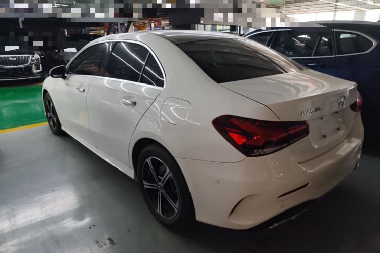 Used Mercedes-Benz A-Class 2022 Revised Version A 200 L Sport Sedan Fashionable Style Exterior 2