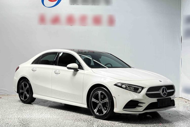 Used Mercedes-Benz A-Class 2022 Second Facelift A 200 L Sport Sedan Fashion Version Exterior 2