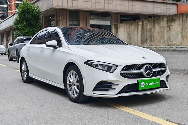Used Mercedes-Benz A-Class 2022 Restyled A 200 L Sport Sedan Fashion Version Exterior 2