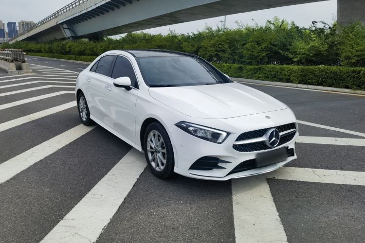 Used Mercedes-Benz A-Class 2022 Restyled A 200 L Sport Sedan Fashion Version Exterior 3