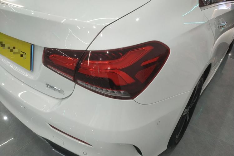 Used Mercedes-Benz A-Class 2022 Revised Version A 200 L Sport Sedan Fashionable Style Exterior 3