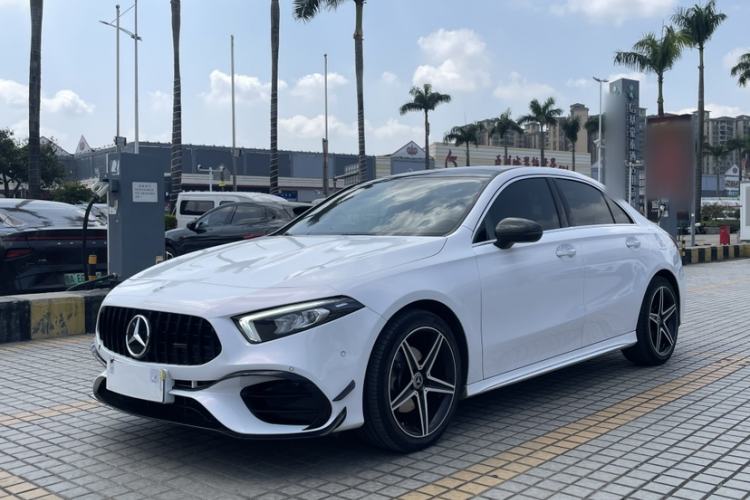 Used Mercedes-Benz A-Class 2022 Second Facelift A 200 L Sport Sedan Fashion Version Exterior 3