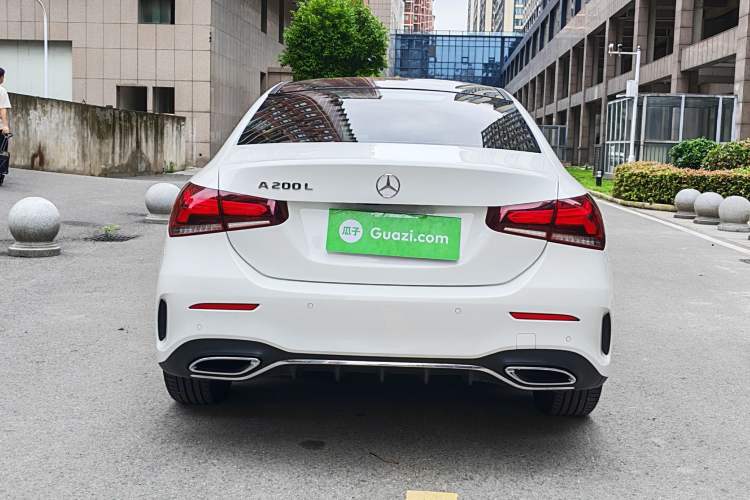 Used Mercedes-Benz A-Class 2022 Restyled A 200 L Sport Sedan Fashion Version Exterior 3