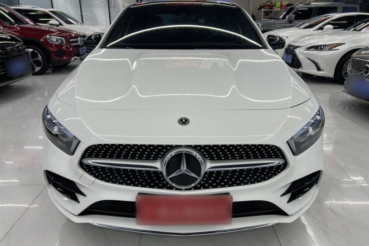 Used Mercedes-Benz A-Class 2022 Revised Version A 200 L Sport Sedan Fashionable Style Exterior 3