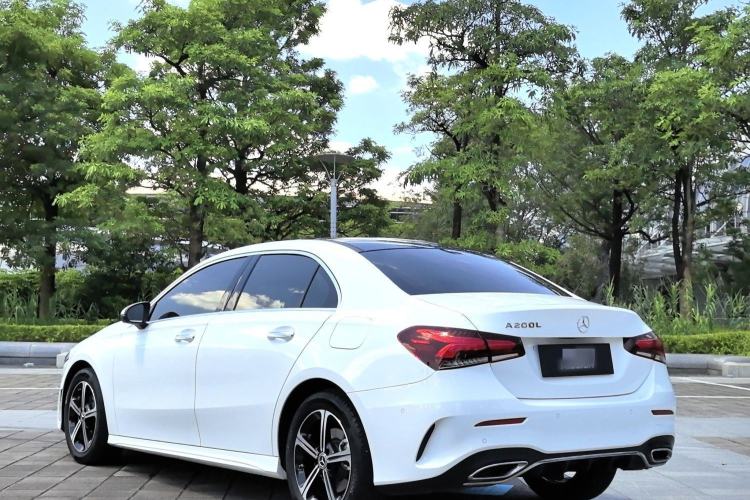 Used Mercedes-Benz A-Class 2022 Revised Version A 200 L Sport Sedan Fashionable Style Exterior 4