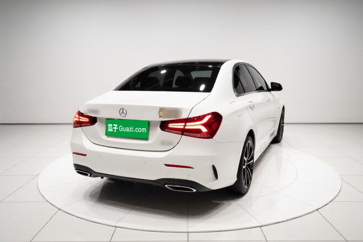 Used Mercedes-Benz A-Class 2022 Revised Version A 200 L Sport Sedan Fashionable Style Exterior 4