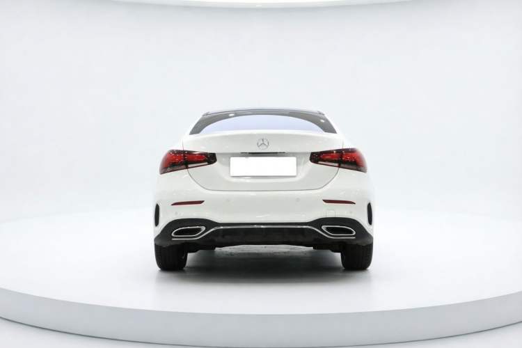 Used Mercedes-Benz A-Class 2022 Second Facelift A 200 L Sport Sedan Fashion Version Exterior 4