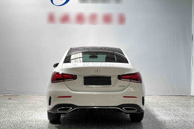 Used Mercedes-Benz A-Class 2022 Second Facelift A 200 L Sport Sedan Fashion Version Exterior 4