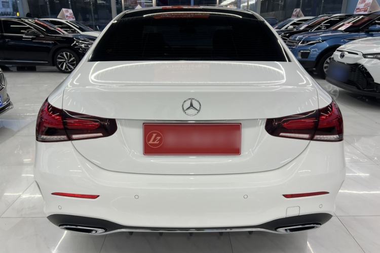 Used Mercedes-Benz A-Class 2022 Revised Version A 200 L Sport Sedan Fashionable Style Exterior 4