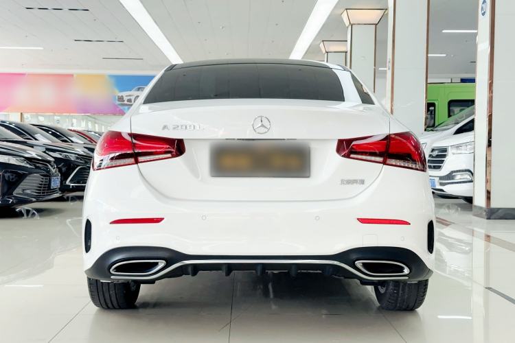 Used Mercedes-Benz A-Class 2022 Restyled A 200 L Sport Sedan Fashion Version Exterior 5