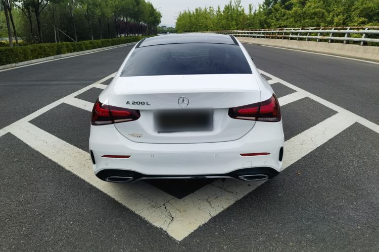 Used Mercedes-Benz A-Class 2022 Restyled A 200 L Sport Sedan Fashion Version Exterior 5