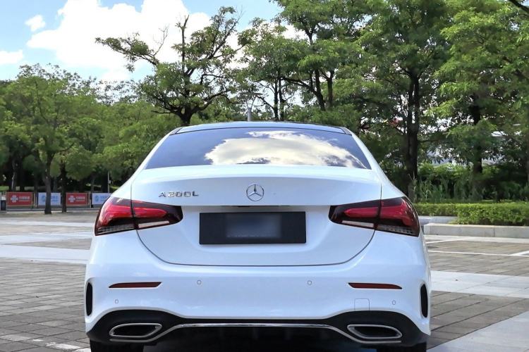 Used Mercedes-Benz A-Class 2022 Revised Version A 200 L Sport Sedan Fashionable Style Exterior 5