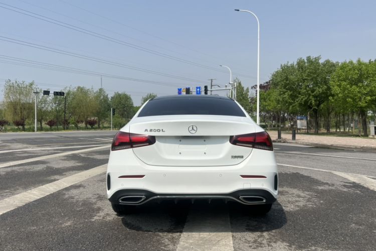 Used Mercedes-Benz A-Class 2022 Restyled A 200 L Sport Sedan Fashion Version Exterior 5
