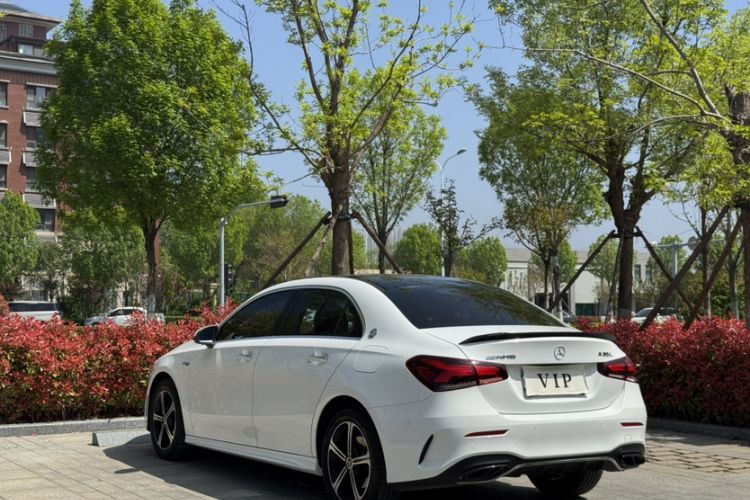 Used Mercedes-Benz A-Class 2022 Revised Version A 200 L Sport Sedan Fashionable Style Exterior 5