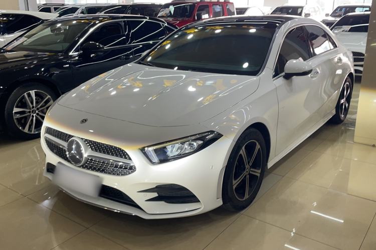 Used Mercedes-Benz A-Class 2022 Revised Version A 200 L Sport Sedan Fashionable Style Exterior 5