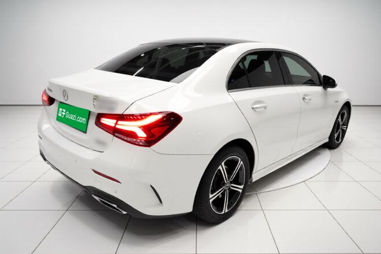 Used Mercedes-Benz A-Class 2022 Revised Version A 200 L Sport Sedan Fashionable Style Exterior 5