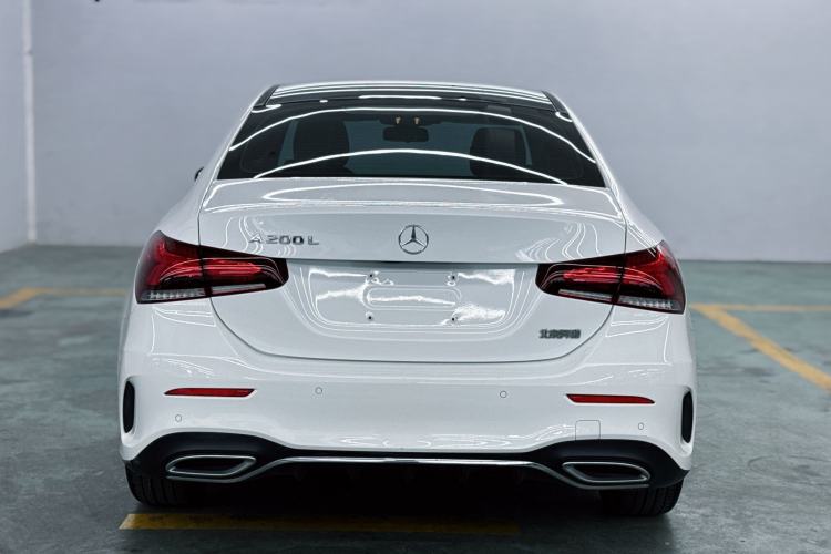 Used Mercedes-Benz A-Class 2022 Revised Version A 200 L Sport Sedan Fashionable Style Exterior 5
