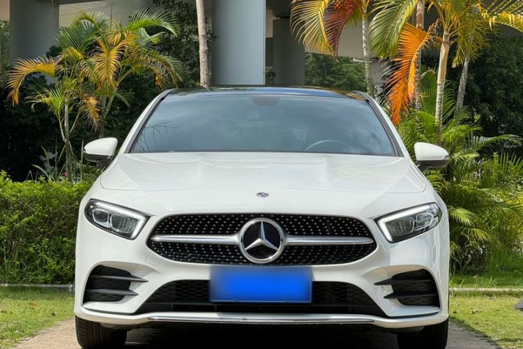 Used Mercedes-Benz A-Class 2022 Revised Version A 200 L Sport Sedan Fashionable Style Exterior 5