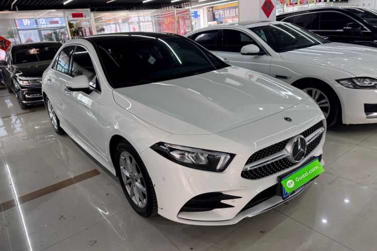 Used Mercedes-Benz A-Class 2022 Restyled A 200 L Sport Sedan Fashion Version Exterior 5