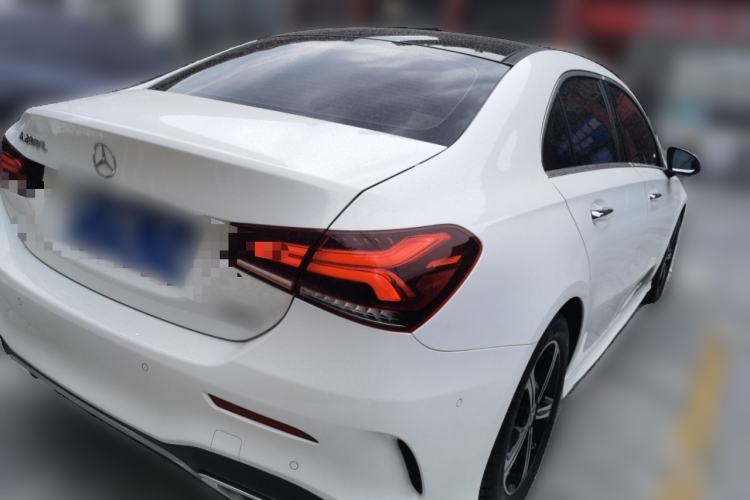 Used Mercedes-Benz A-Class 2022 Second Facelift A 200 L Sport Sedan Fashion Version Exterior 5