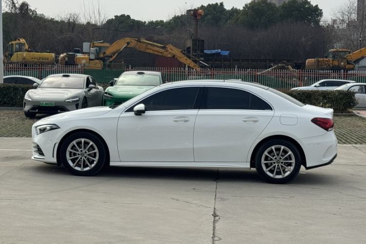 Used Mercedes-Benz A-Class 2022 Restyled A 200 L Sport Sedan Dynamic Version Exterior 6