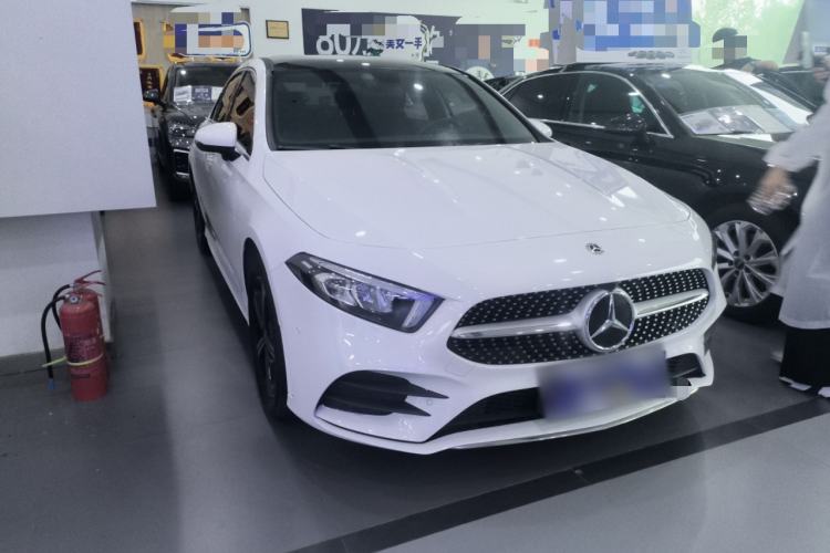 Used Mercedes-Benz A-Class 2022 Revised Version A 200 L Sport Sedan Fashionable Style Exterior 6