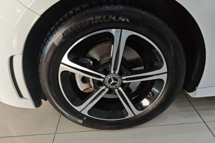 Used Mercedes-Benz A-Class 2022 Revised Version A 200 L Sport Sedan Fashionable Style Exterior 7