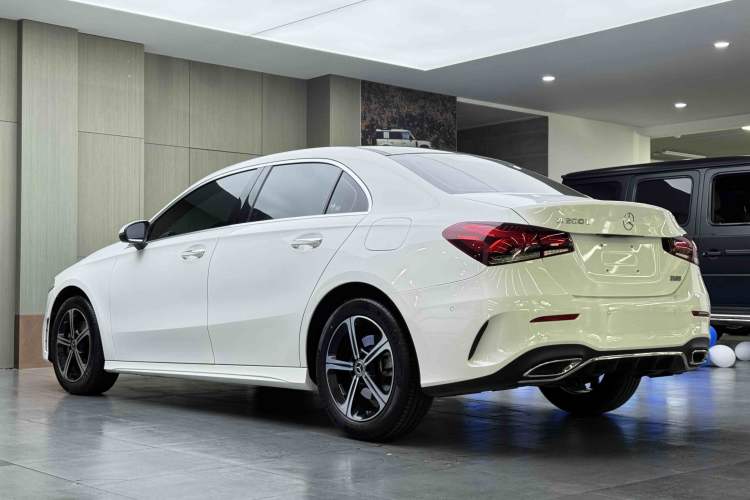 Used Mercedes-Benz A-Class 2022 Revised Version A 200 L Sport Sedan Fashionable Style Exterior 7