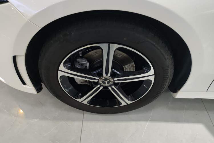 Used Mercedes-Benz A-Class 2022 Revised Version A 200 L Sport Sedan Fashionable Style Exterior 7