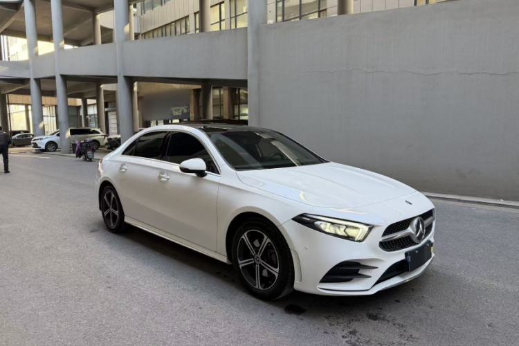 Used Mercedes-Benz A-Class 2022 Revised Version A 200 L Sport Sedan Fashionable Style Exterior 8