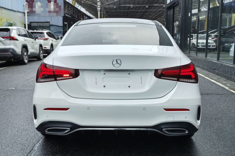 Used Mercedes-Benz A-Class 2022 Revised Version A 200 L Sport Sedan Fashionable Style Exterior 9