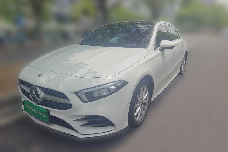 Used Mercedes-Benz A-Class 2022 Restyled A 200 L Sport Sedan Fashion Version Guazi used car, China used car export, Used car for sale, Used  cars, Cheapest cars for sale