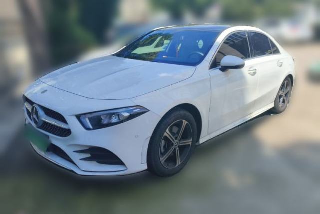 Używany Mercedes-Benz A-Class 2022 Restyled A 200 L Sport Sedan Dynamic Version
