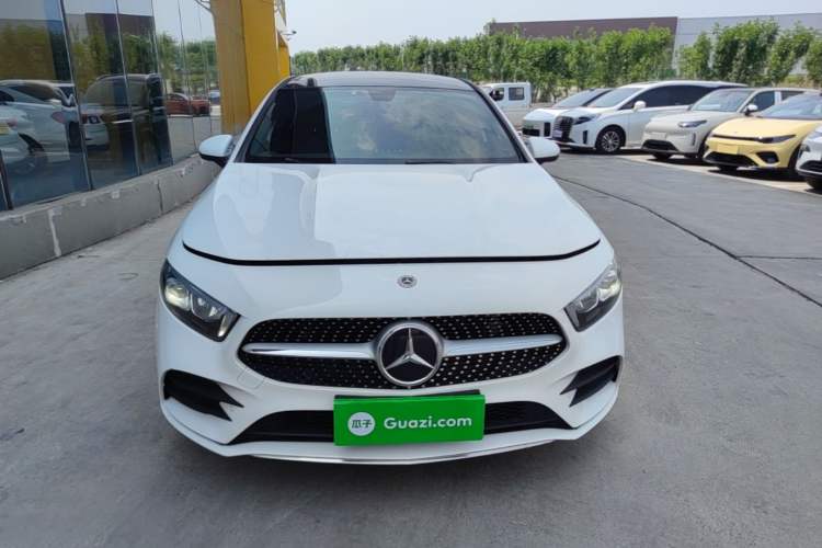 Used Mercedes-Benz A-Class 2022 Restyled A 200 L Sport Sedan Fashion Version Front