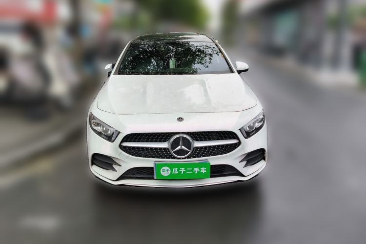 Used Mercedes-Benz A-Class 2022 Revised Version A 200 L Sport Sedan Fashionable Style Front