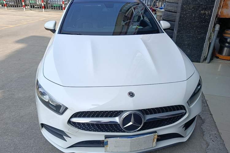Used Mercedes-Benz A-Class 2022 Restyled A 200 L Sport Sedan Fashion Version Front
