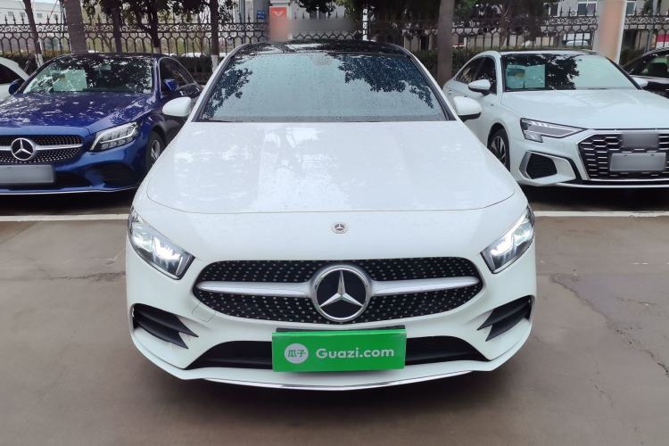 Used Mercedes-Benz A-Class 2022 Revised Version A 200 L Sport Sedan Fashionable Style Front